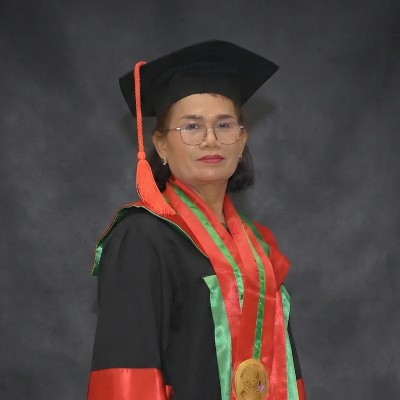 Dr. ROIDA HUTABALIAN, S.H., M.H.